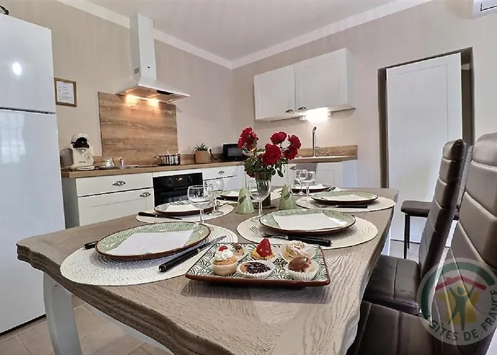 De L'eclotine Дом отдыха *